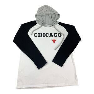 Chicago Bulls Mens Pullover Hoodie Top, Stadium Essentials, Size Large